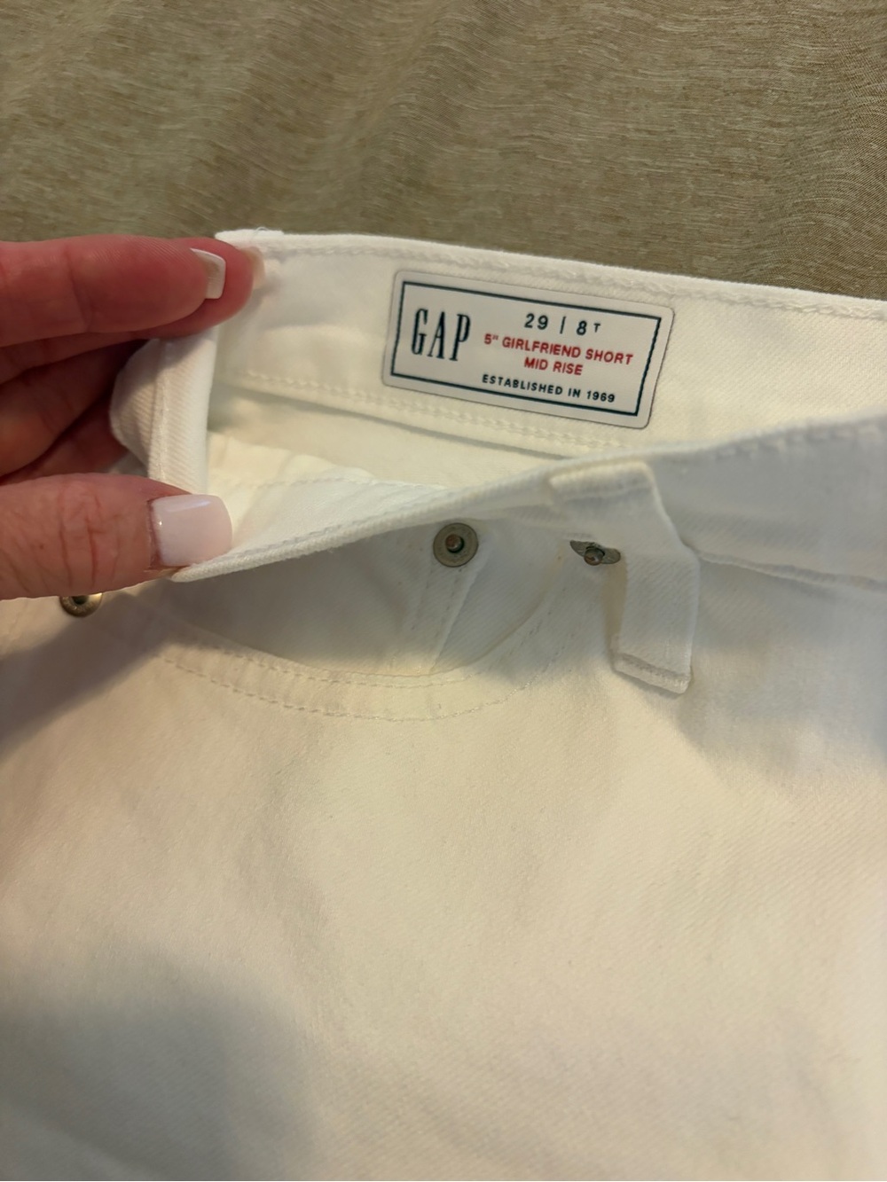 GAP White Denim Jean Shorts - Picture 3 of 4